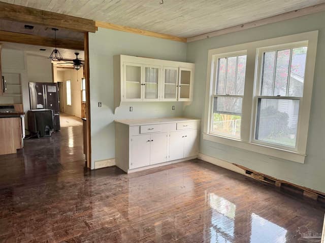 1004 Pensacola Ave property photo