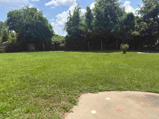 1701 Bakalane Ave, Pensacola FL 32504 photo 12