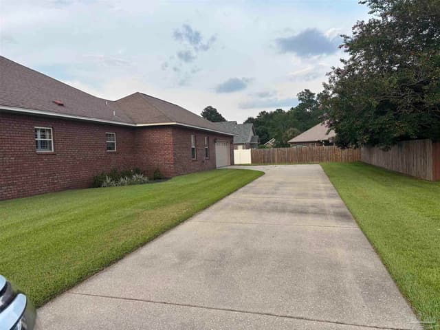 3689 Laurel Lee Blvd property photo