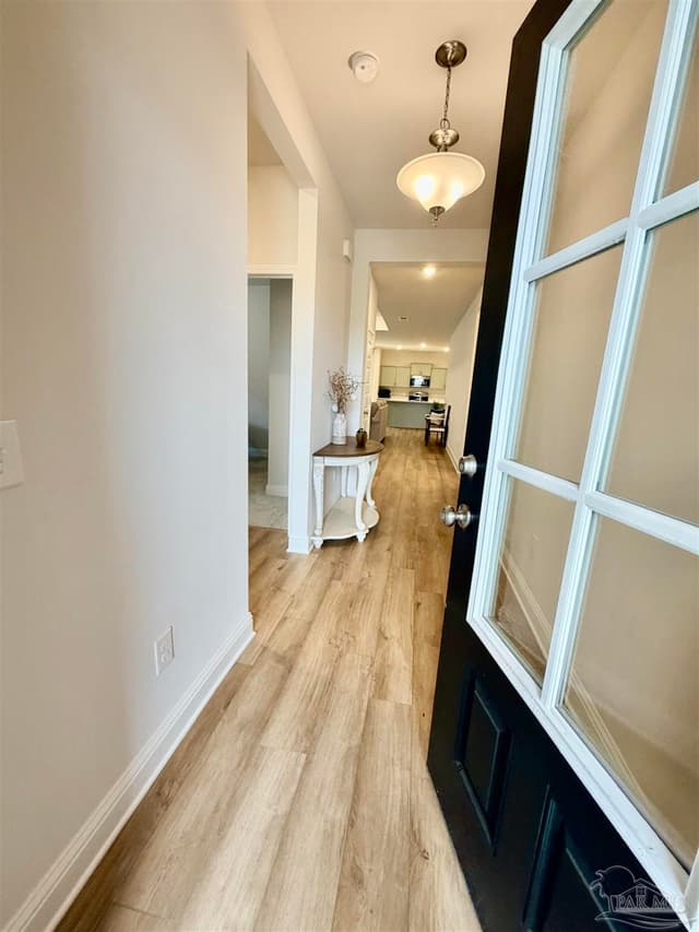 2763 Avalon St property photo