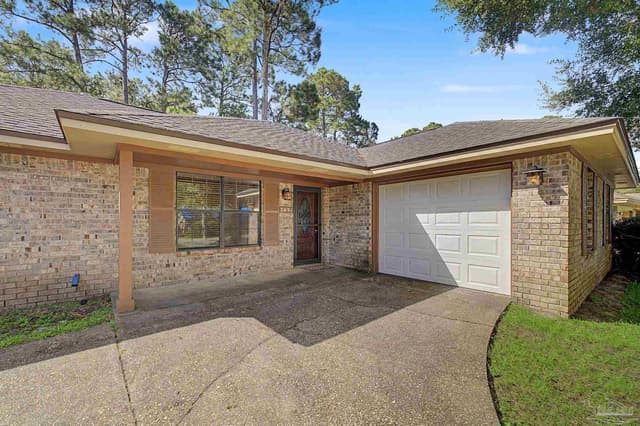 7691 Old Hickory Dr, Pensacola FL 32507 photo 6