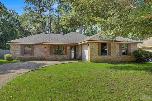 7691 Old Hickory Dr, Pensacola FL 32507 exterior