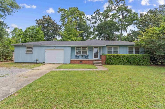 762 Whitney Dr, Pensacola FL 32503 exterior
