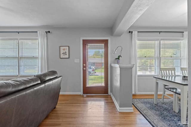 762 Whitney Dr property photo