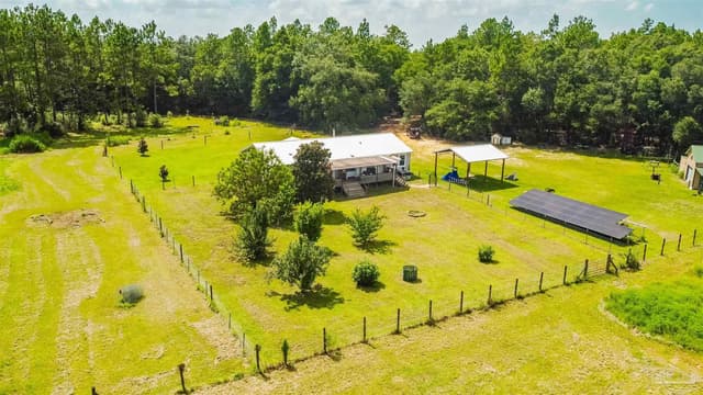 390 Brooks St, Baker FL 32531 photo 6