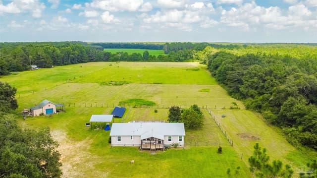 390 Brooks St, Baker FL 32531 photo 9