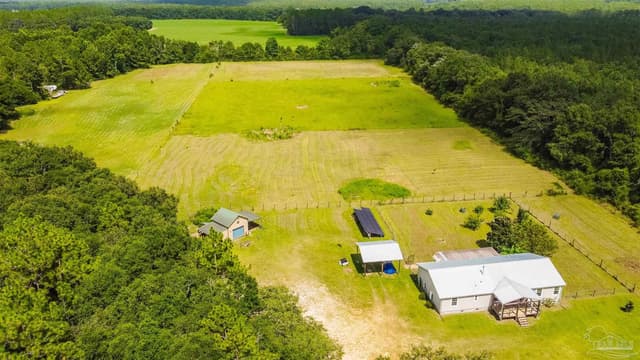 390 Brooks St, Baker FL 32531 photo 10