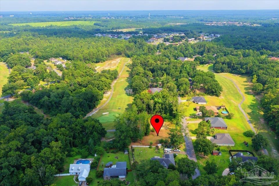 104 Par Ct, Crestview FL 32536 photo 1