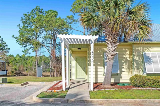 4375 Lindsey Ln # A property photo