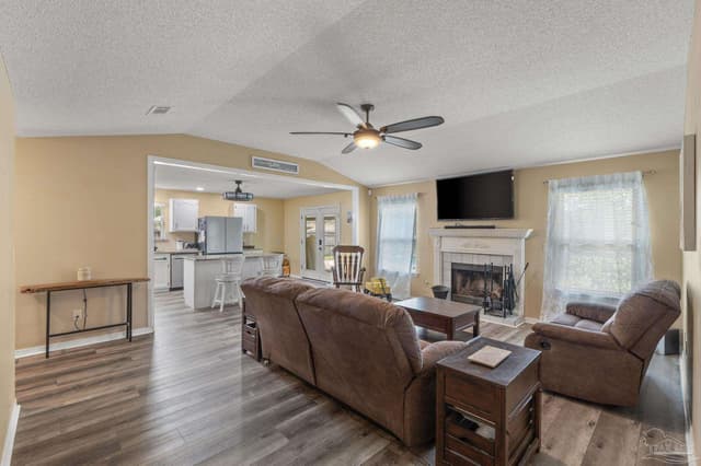 5321 Medicine Bow St, Milton FL 32570 photo 12