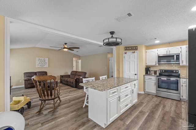 5321 Medicine Bow St, Milton FL 32570 photo 15