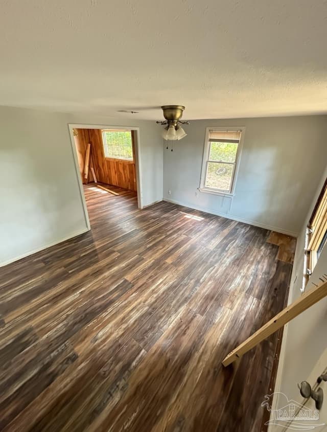 4124 Lawrence Ave property photo