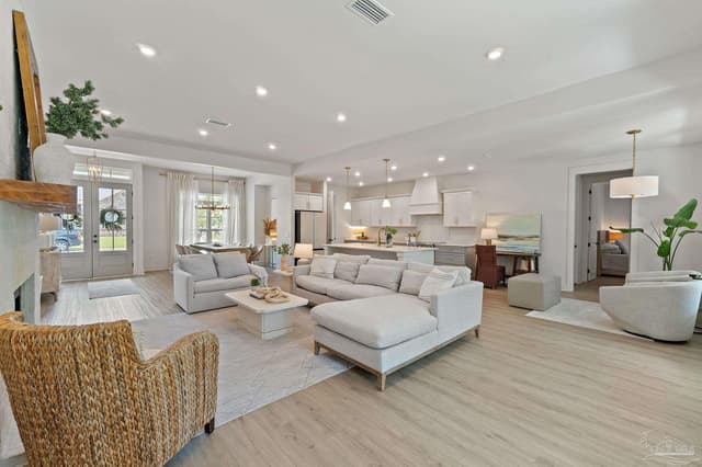 5751 Dunbar Cir, Milton FL 32583 photo 19