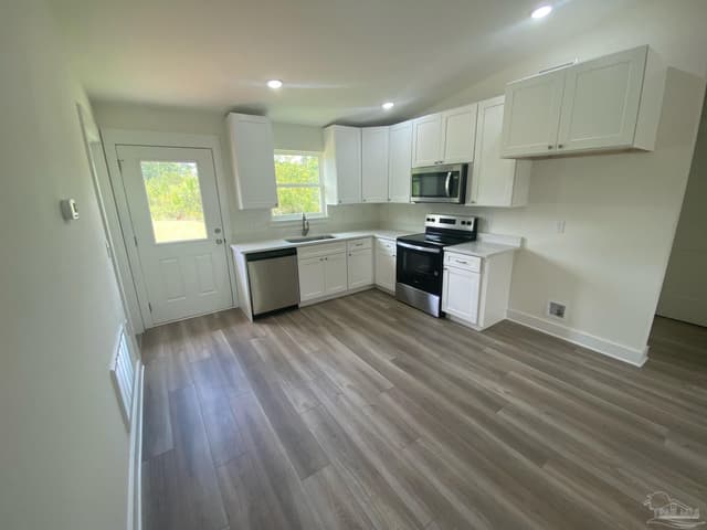 4856 Tide Dr property photo