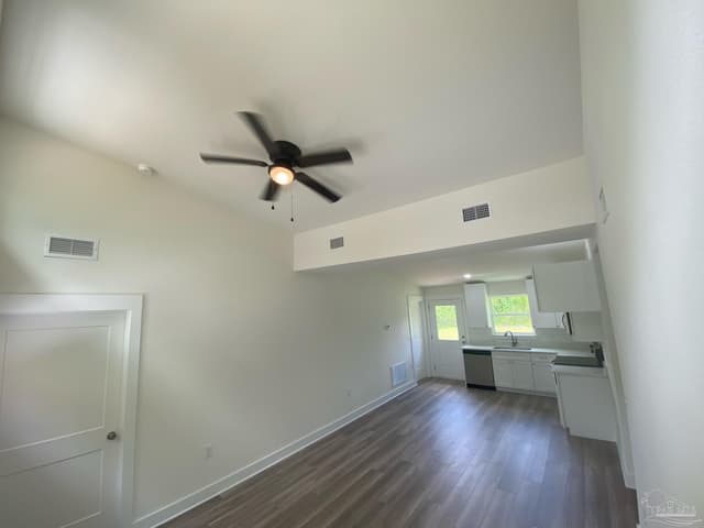 4856 Tide Dr property photo
