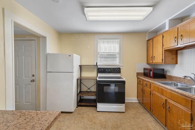 1004 Decatur Ave, Pensacola FL 32507 photo 11