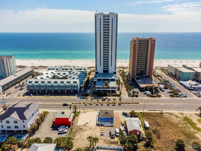 521 Beach Blvd # 702 property photo