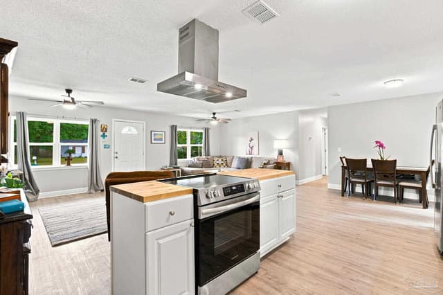 225 N Madison Dr, Pensacola FL 32505 photo 18