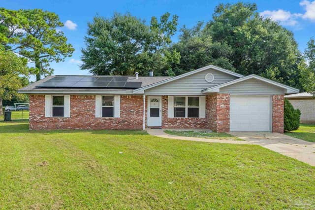 2740 Tupelo Ave, Pensacola FL 32526 exterior