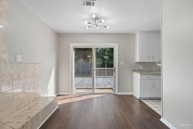 2740 Tupelo Ave, Pensacola FL 32526 photo 9