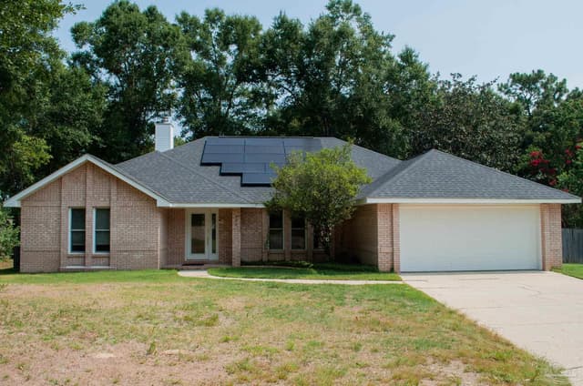 950 Shadow Ridge Dr, Pensacola FL 32514 exterior
