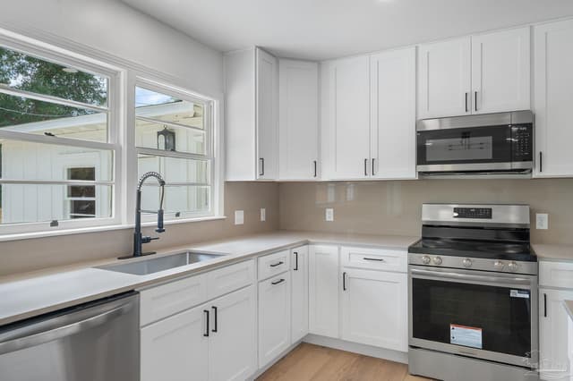 1800 N Baylen St, Pensacola FL 32501 photo 12