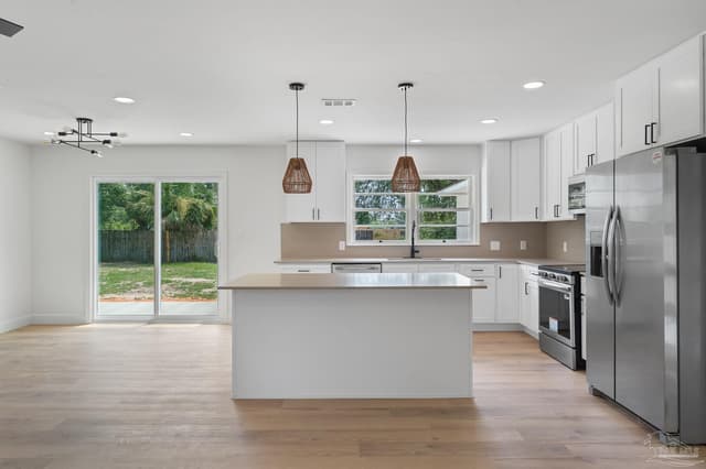1800 N Baylen St, Pensacola FL 32501 photo 9