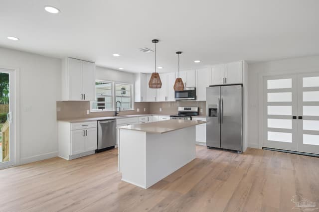 1800 N Baylen St, Pensacola FL 32501 photo 10
