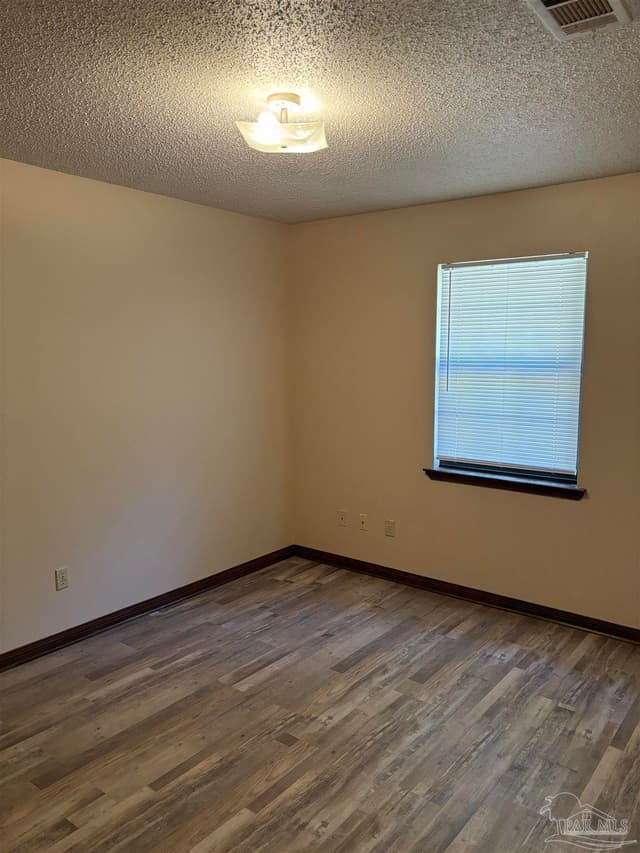 5682 Crestwood Dr, Milton FL 32583 photo 8