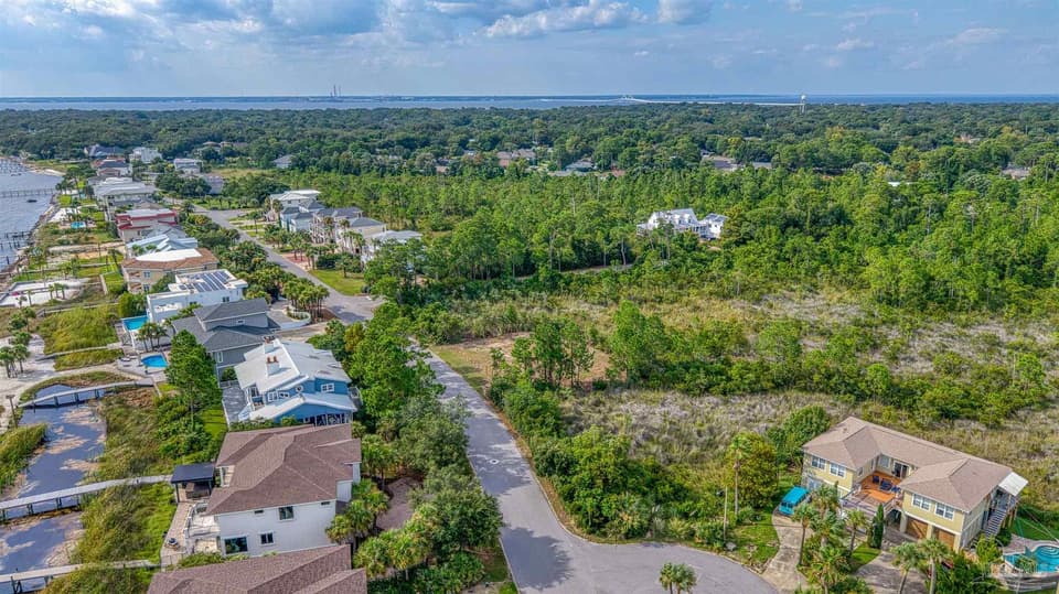 00 Deer Point Dr, Gulf Breeze FL 32561 photo 1