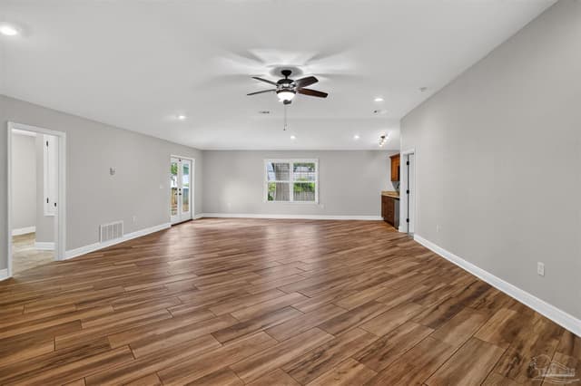 3026 Killarney Dr, Pace FL 32571 photo 8