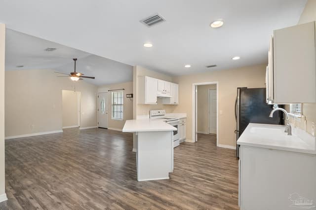 8111 Fourth St, Navarre FL 32566 photo 15
