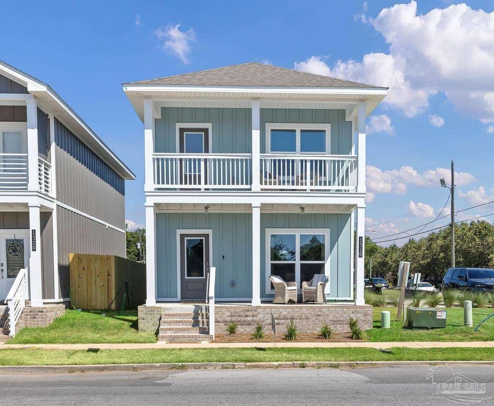 1370 W Zarragossa St, Pensacola FL 32502 photo 1