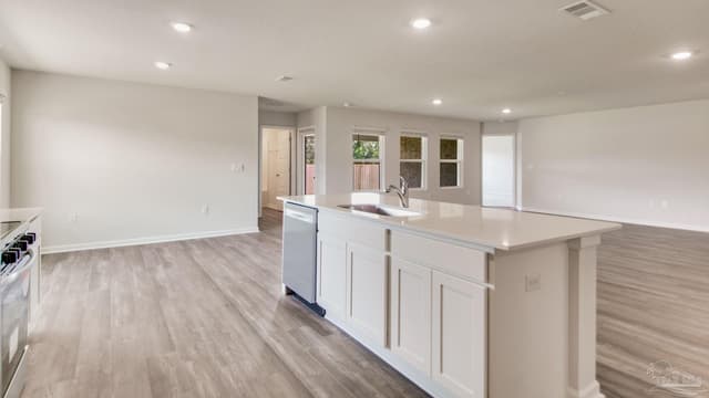 4988 Gaineswood Dr, Milton FL 32583 photo 6
