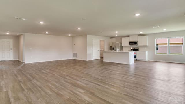4988 Gaineswood Dr, Milton FL 32583 photo 10