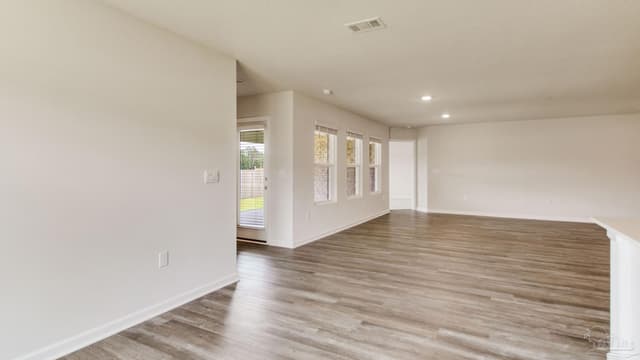 4988 Gaineswood Dr, Milton FL 32583 photo 8