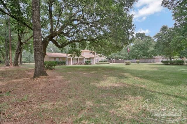 6242 Foxglove Rd, Milton FL 32570 photo 4