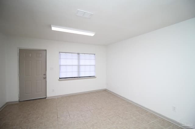 4964 W Spencer Field Rd, Pace FL 32571 photo 3