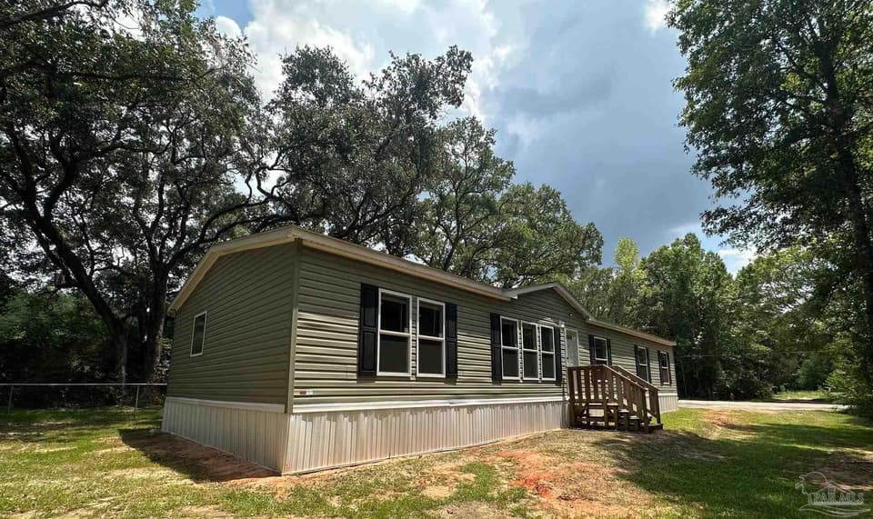 5337 Old Oak Rd, Milton FL 32583 photo 1
