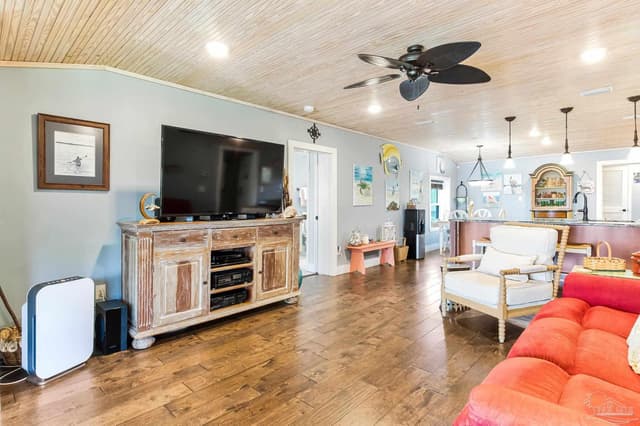 7631 Petersen Pt Rd, Milton FL 32583 photo 14