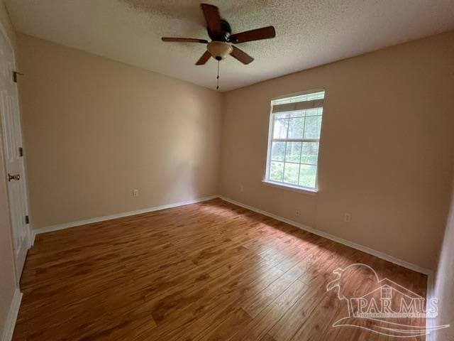5563 Chantilly Cir, Milton FL 32583 photo 12
