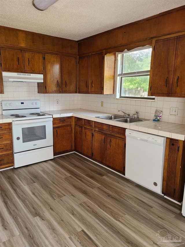 7924 Deborah Dr, Pensacola FL 32514 photo 6