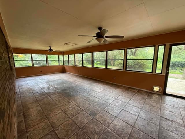 7701 Mobile Hwy property photo