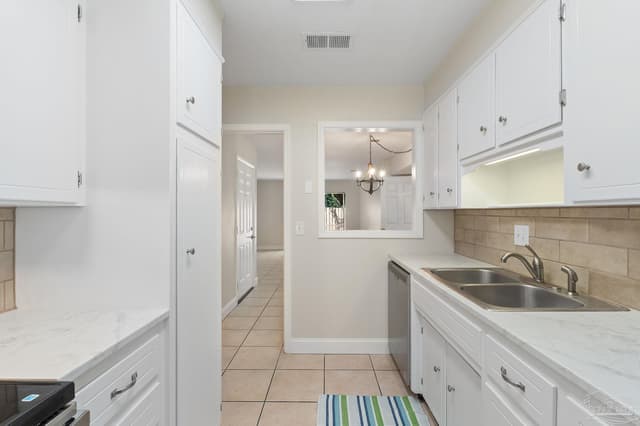 8101 Tippin Ave # F, Pensacola FL 32514 photo 14