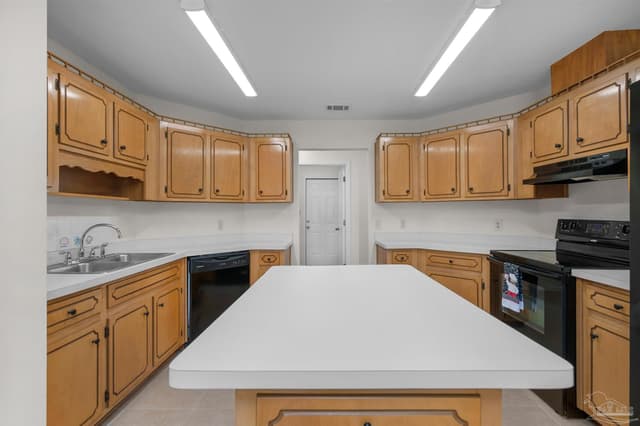 9568 Brentwood Blvd, Navarre FL 32566 photo 16