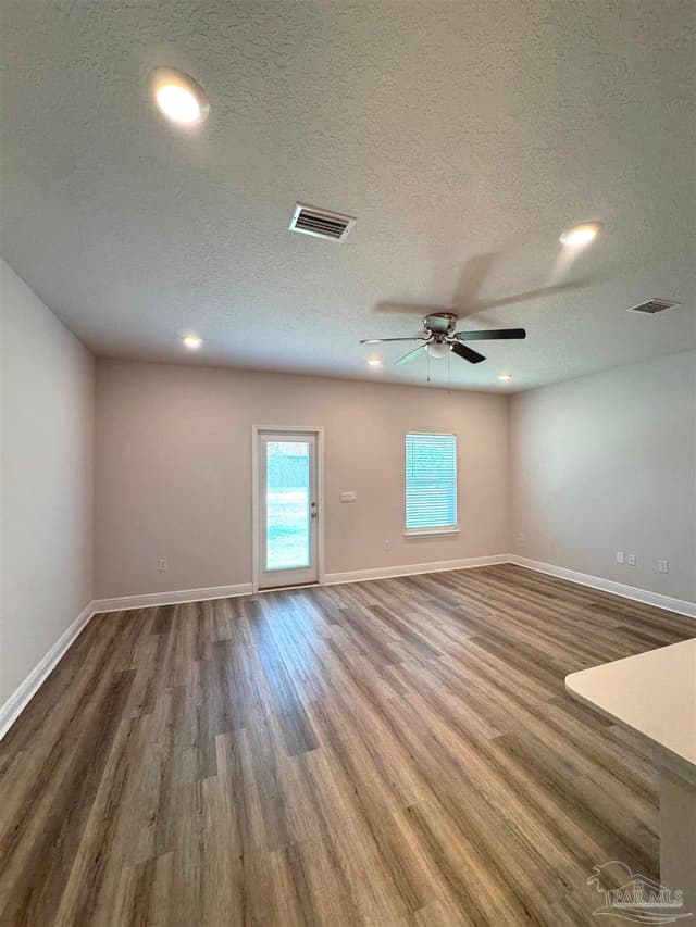 5673 Stellarjay St property photo