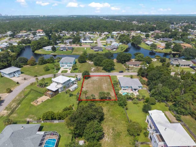 5556 Grande Lagoon Ct, Pensacola FL 32507 photo 11