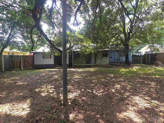 820 Montclair Rd, Pensacola FL 32505 photo 10