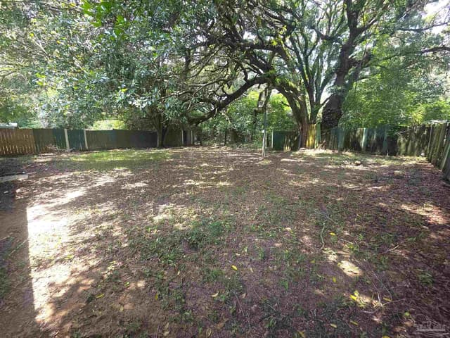820 Montclair Rd, Pensacola FL 32505 photo 11