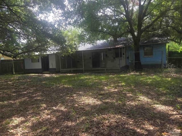 820 Montclair Rd, Pensacola FL 32505 photo 8